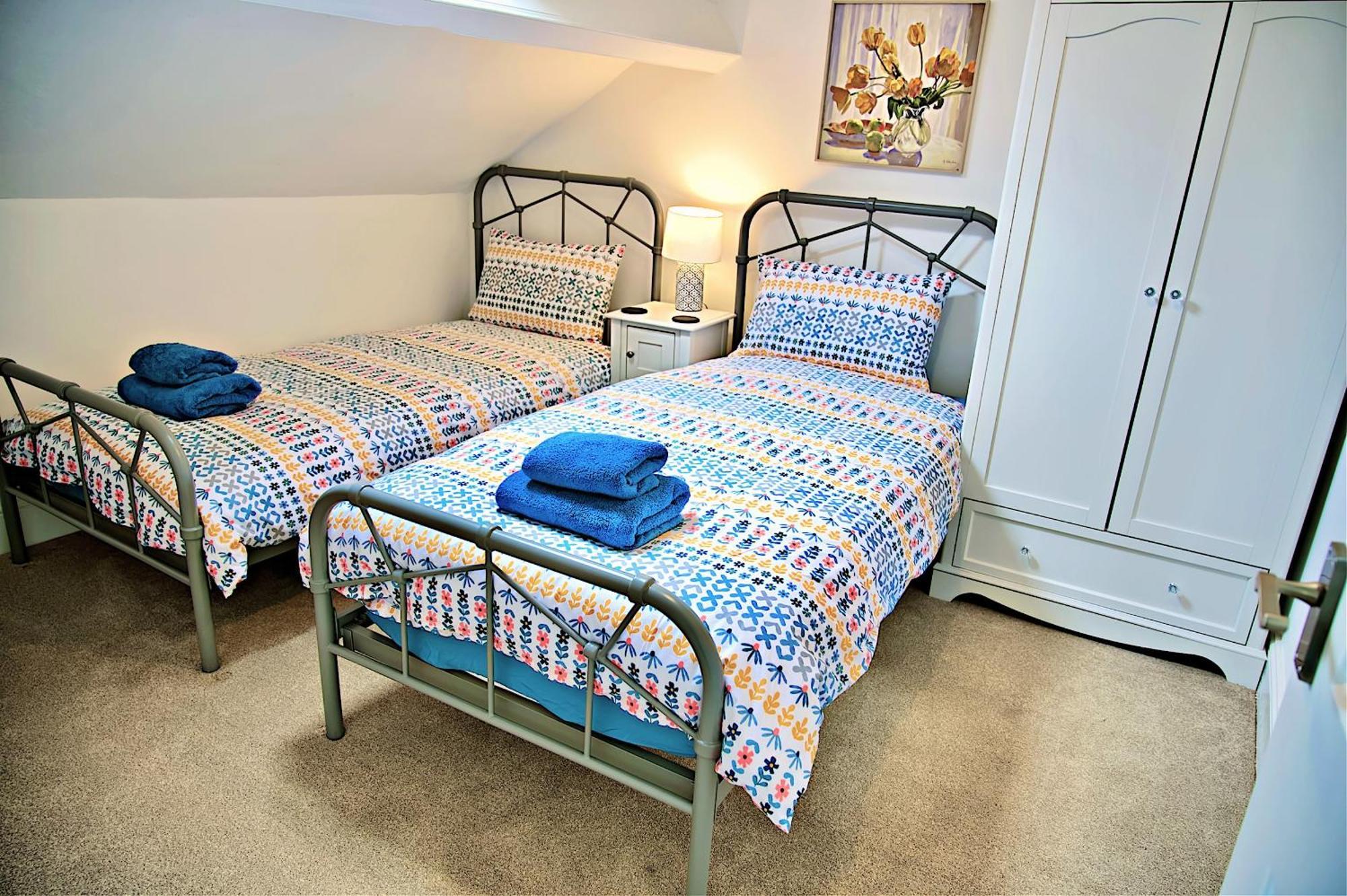 Harbour & Mountain Views, Porthmadog House, Sleeps 9, 4 Bedrooms, Two And Half Bathrooms Экстерьер фото
